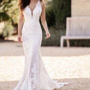 Allure Bridals Wedding Dress A1103